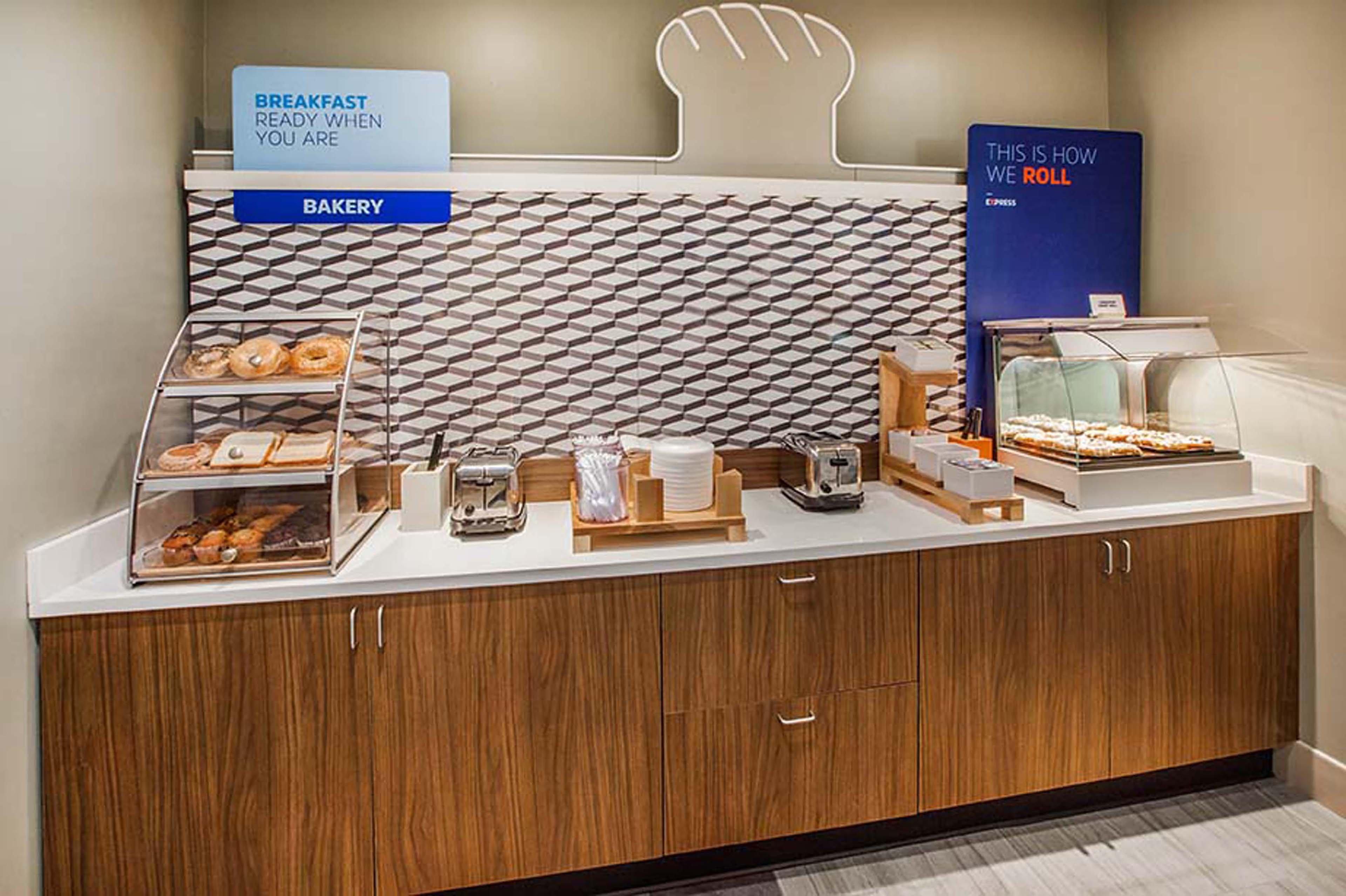 Holiday Inn Express Hotel & Suites Waco South By Ihg Ngoại thất bức ảnh